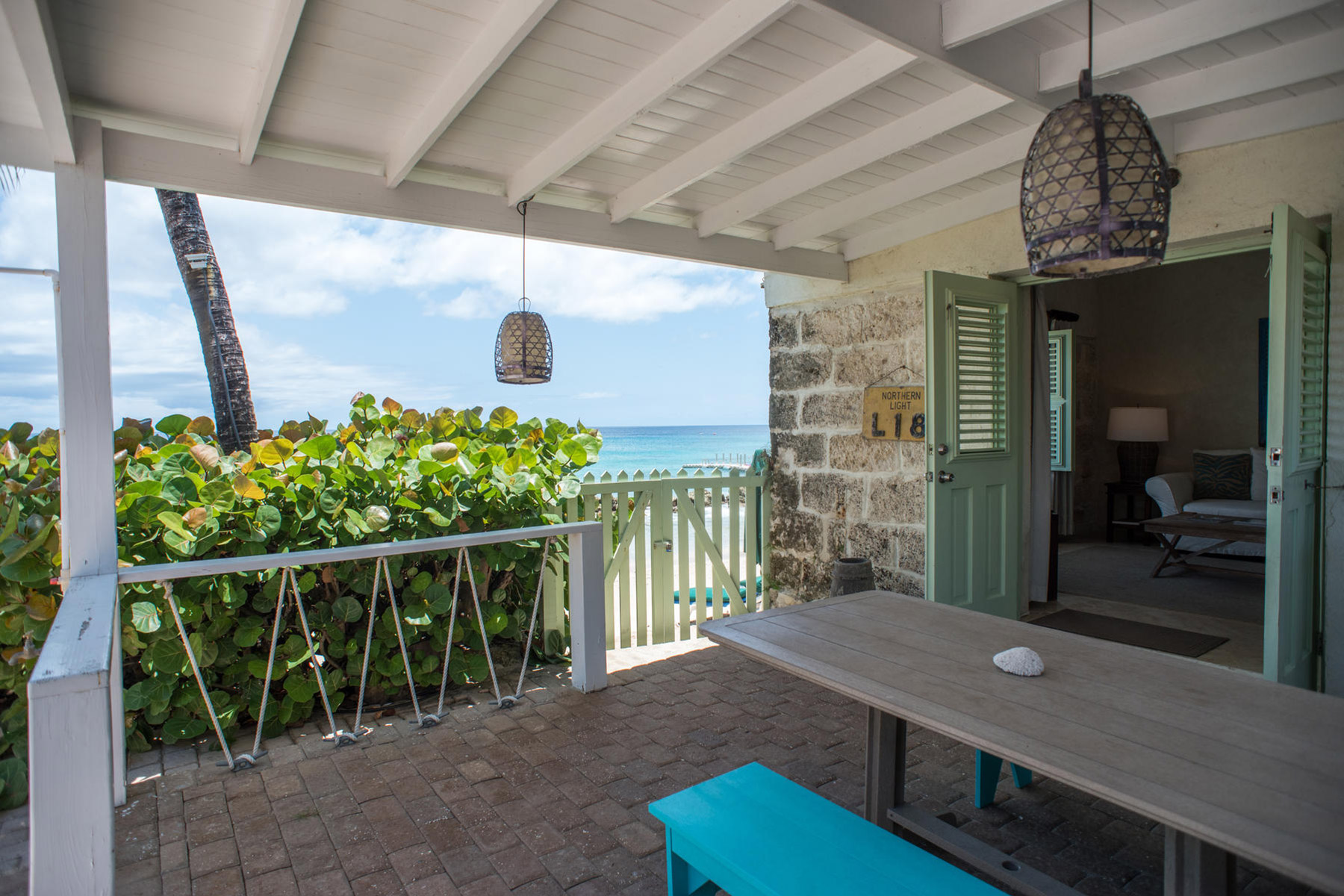 Three Bedroom Oceanfront Fort Suite
