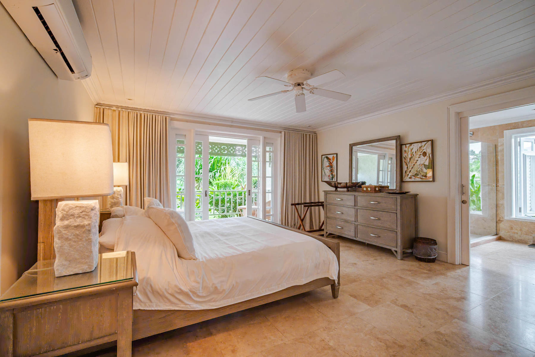 Three Bedroom Vineyard Suite