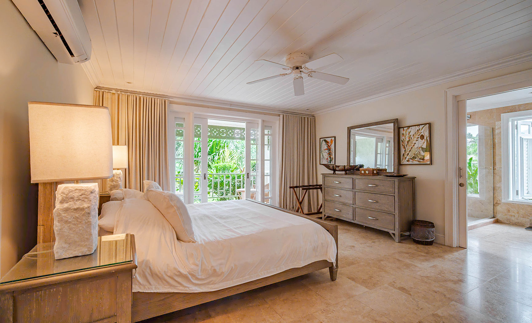 Three Bedroom Vineyard Suite