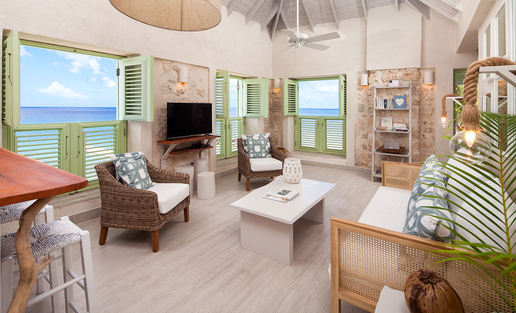 Two Bedroom Oceanfront Fort Suite